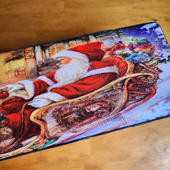 Santa Clause Sleigh Faux Leather Wine Bottle Gift Box Corkscrew and Accessories - Picture 5 of 10